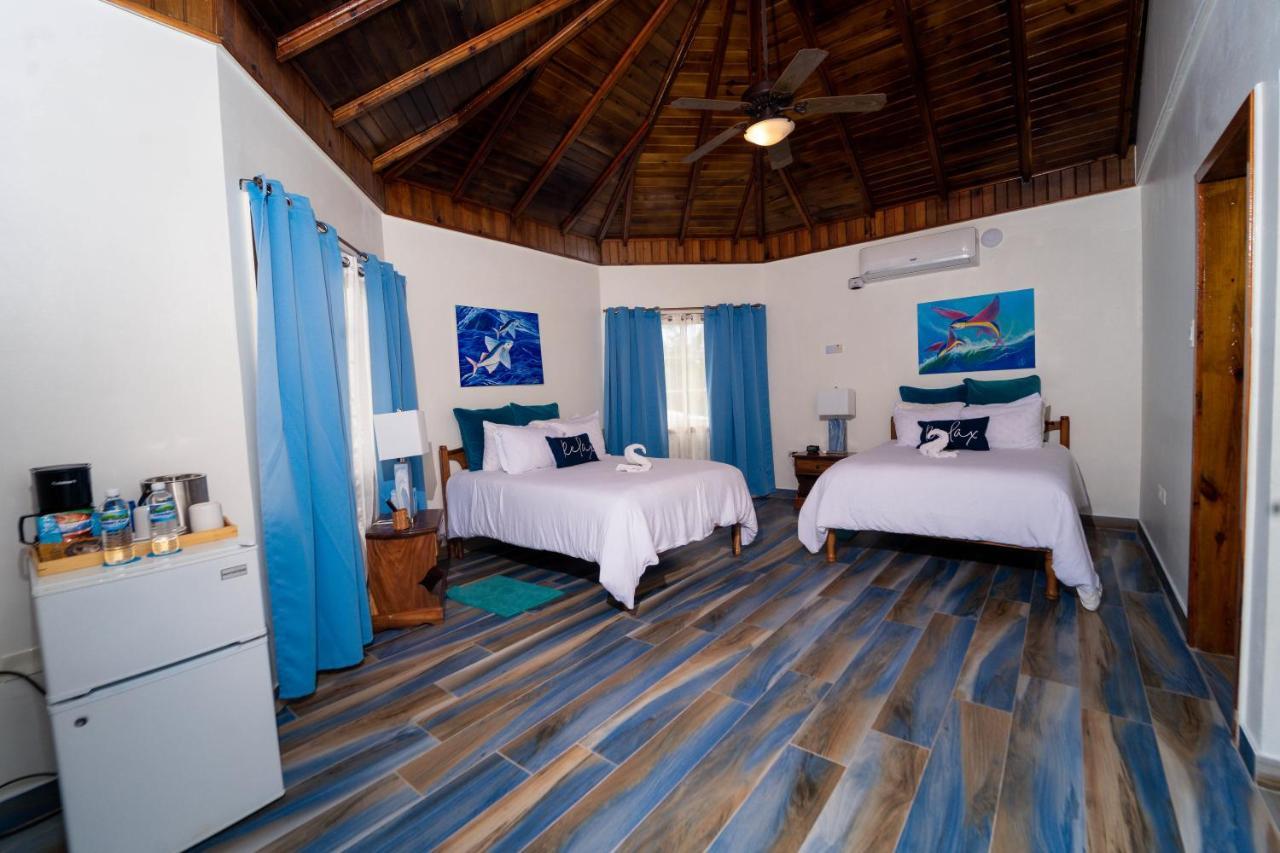 Blue Skies Beach Resort Negril Kültér fotó