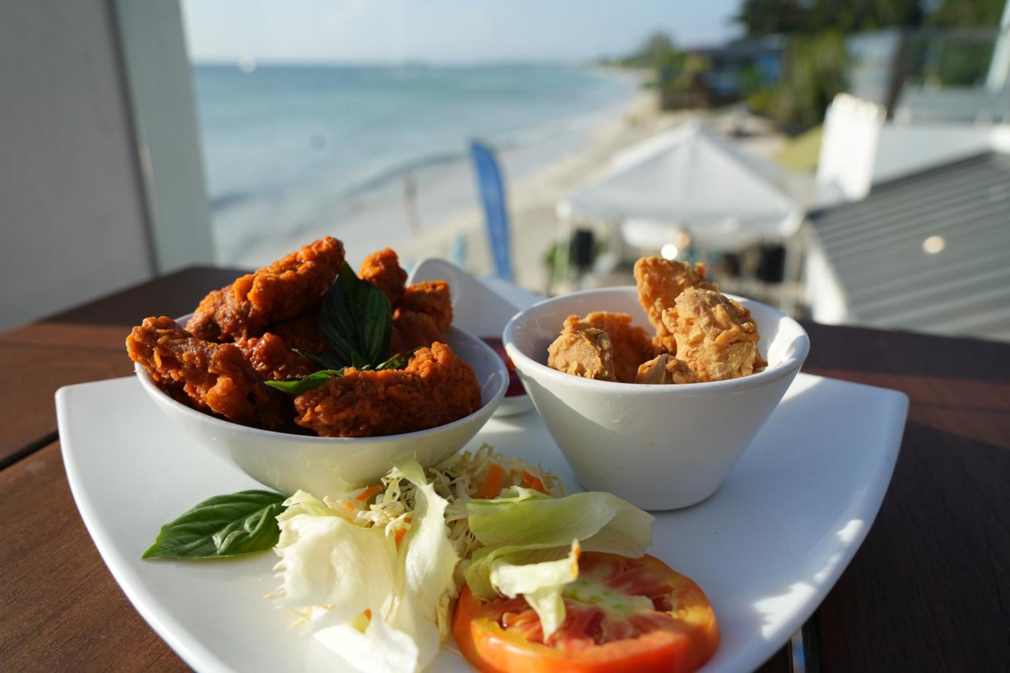 Blue Skies Beach Resort Negril Kültér fotó