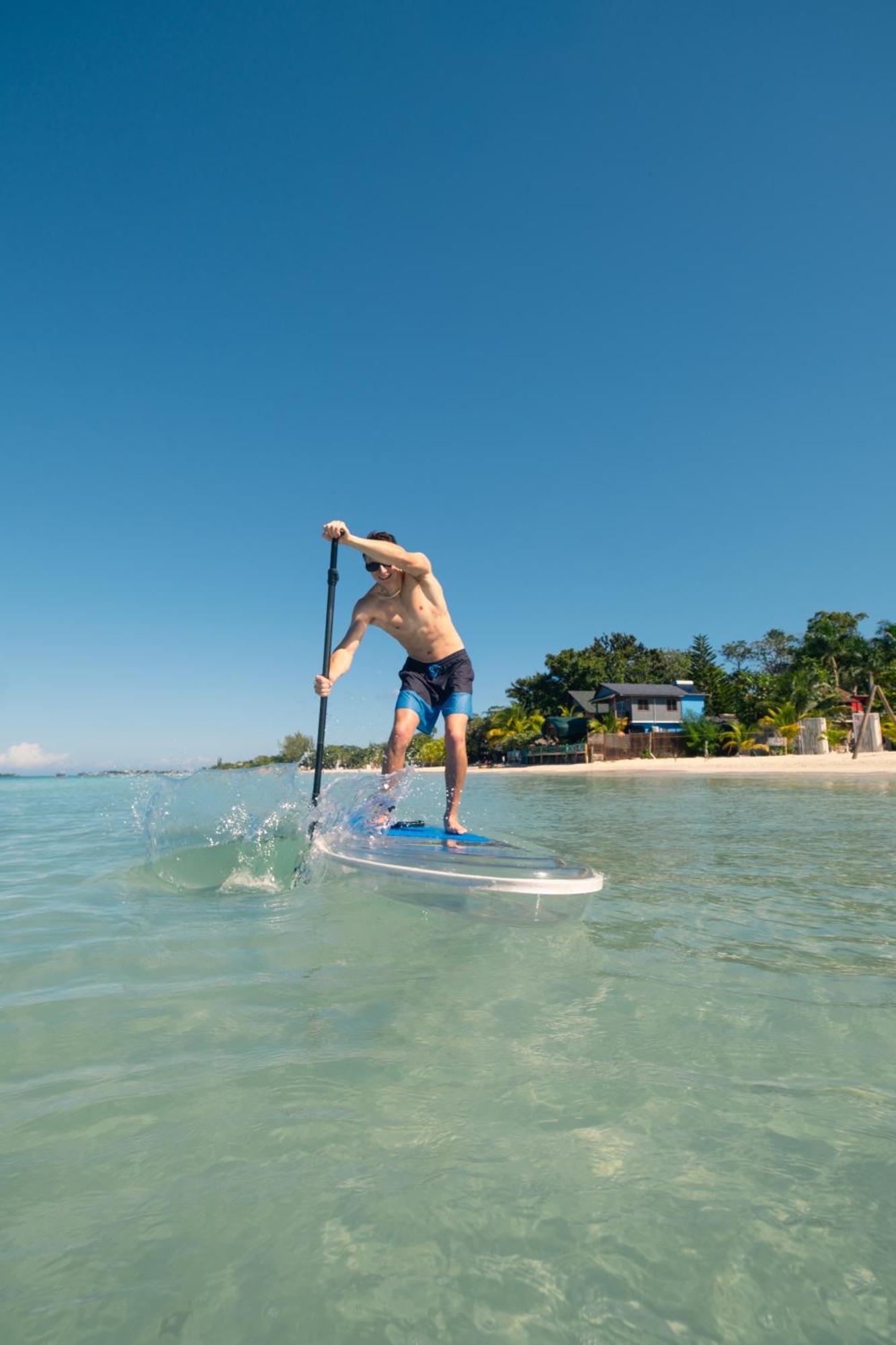 Blue Skies Beach Resort Negril Kültér fotó